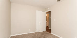 1857 West 24th Street Gallery 10