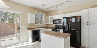 17561 W Banff Lane Gallery 10