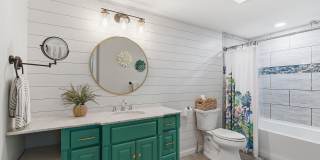 616 Newport Avenue Gallery 21