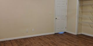 Downstairs Unit of Black Mountain Duplex Gallery 4