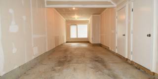 16301 COLUMBUS Avenue Gallery 41