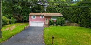 50 Creeping Hemlock Drive Gallery 1