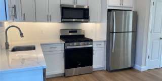 515 Jackson Avenue Gallery 5