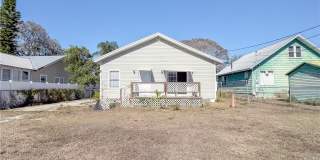 545 Rose Avenue Gallery 1