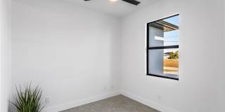 3318 NE 13th Place Gallery 13