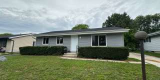 6656 W. Brentwood Avenue, Milwaukee, WI 53223 - 4 Bedrooms, 1.5 Bathrooms Single Family House Gallery 1
