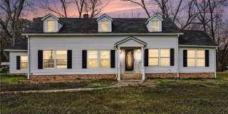 707 E Mcintosh Road Gallery 1