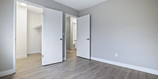 Oak Park Townhomes Gallery 10