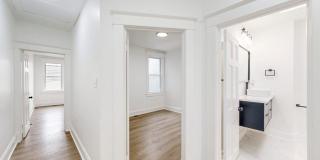 2320 W LEXINGTON Street Gallery 14