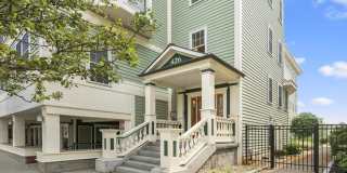 426 Main St # AQ29981Z Gallery 1