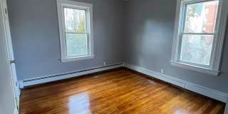 52 Bellevue Ave Gallery 1
