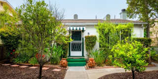 729 9th Street Gallery 1