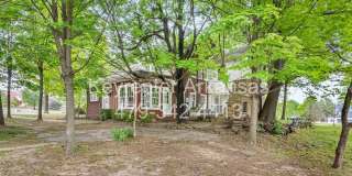 Unique, Charming and Spacious Fayetteville Home! Gallery 29