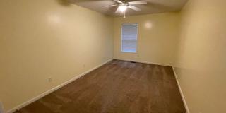 Foxchase Subdivision - End Unit! Gallery 18
