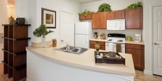 Affordable Housing -Encino Pointe Gallery 7