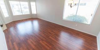 449 N WINDSOR Gallery 8