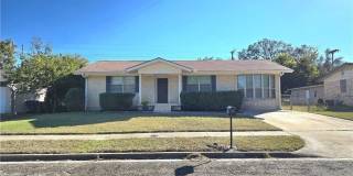 1204 Amthor Avenue Gallery 1