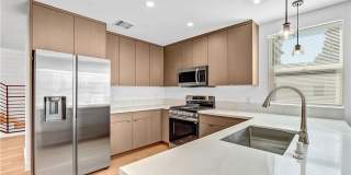 18221 Chatsworth Street Gallery 7