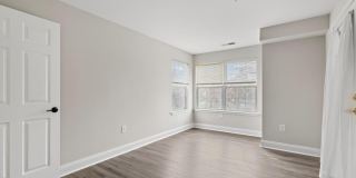 6520 LAKE PARK DR #301 Gallery 12