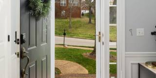 **UPDATED BRENTWOOD HOME THAT DOESN'T FEEL LIKE A RENTAL** **UPDATED BRENTWOOD HOME THAT DOESN'T FEEL LIKE A RENTAL** Gallery 5