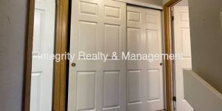 3 Bed/3.5 Bath Townhome, 1996 sq ft, 2626 E Nichols Circle 3 Bed/3.5 Bath Townhome, 1996 sq ft, 2626 E Nichols Circle Gallery 6