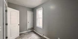 2 Bedroom House Gallery 9