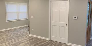 222 Davis Lane Gallery 20