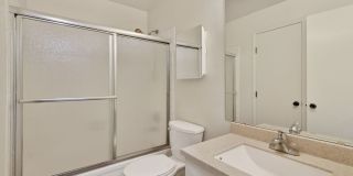 Updated 2 bed 1 bath condo in Arvada! Gallery 17