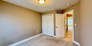 2564 W Towne Street Gallery 16