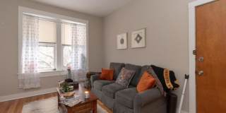 949 Hoyne Gallery 8