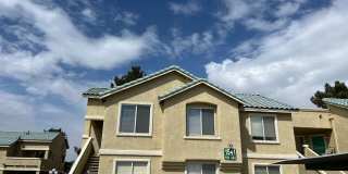 2 Bedroom 2 bath apartment in Gated Community! Gallery 1