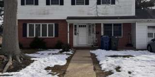 422 W Lake Avenue Gallery 1