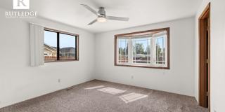 2 Bed / 1 Bath Home with Fenced Backyard in South Medford Gallery 11