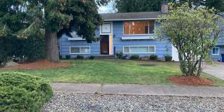 4bed/2ba House in Des Moines Gallery 1