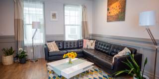250 East Ellen Lane Gallery 1