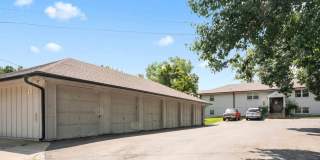 Creekside Gallery 27