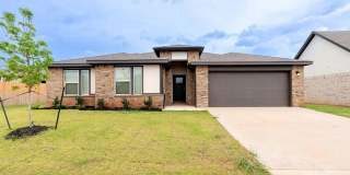 4 Bed 2 Bath, w/Office in Deer Creek Schools Gallery 1