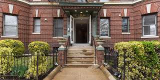 Newly Renovated Logan Circle One Bedroom One Bath With Washer/Dryer In Unit, Pets Welcomed!, Stainless Steel Appliances, Hardwood Floors Newly Renovated Logan Circle One Bedroom One Bath With Washer/Dryer In Unit, Pets Welcomed!, Stainless Steel Appliances, Hardwood Floors Gallery 1