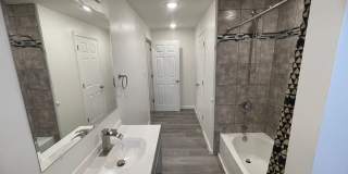 2 bedroom Apartment in Mt Washington! Gallery 9
