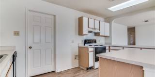 1078 Stone Trail Gallery 12