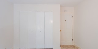 4BR/2.5BA 3,274sqft! STUNNING GG VIEWS!!! Yard! Spa! 4 Car Parking! Pet! PROGRESSIVE Gallery 35