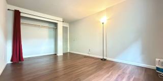 Renton Condo with Private Patio, Pool & Covered Parking! Gallery 16