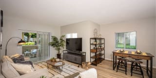 El Paseo Apartment Homes Gallery 7