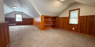3-BED, 1 BATH BEAUTIFUL SINGLE- FAMILY HOME IN MAPLE HEIGHTS! Gallery 1