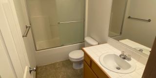 3.bd/2.5ba Townhouse in Puyallup Gallery 19