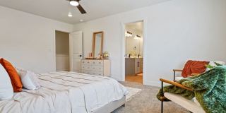 VALO at Desert Haven Gallery 12