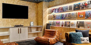 Esox House Gallery 85