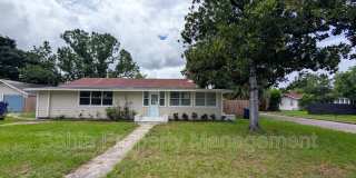6805 N Navin Ave Gallery 1