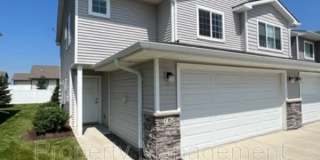 763 Northeast Macey Way Gallery 1