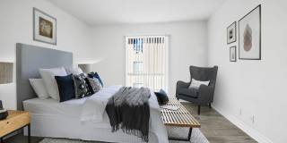 600 Olive Gallery 23